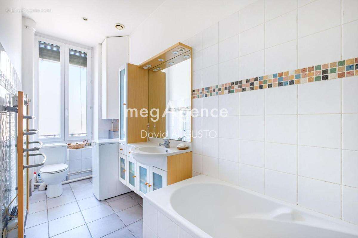 Appartement à LYON-7E