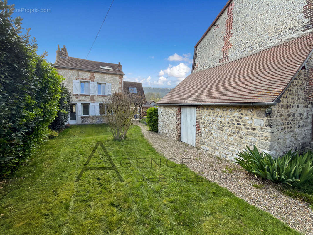 Maison Saint Aubin Les Elbeuf 155 m2 - photo 2