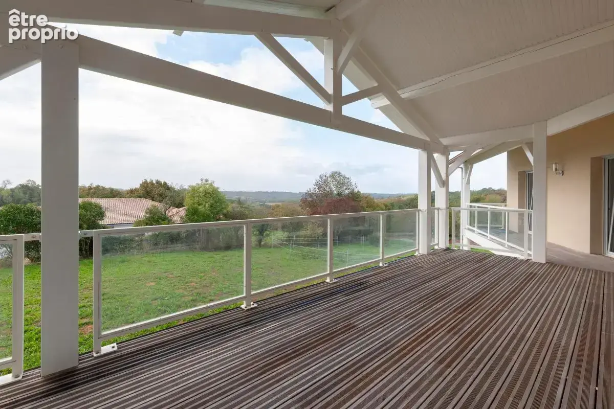 Maison familiale avec vue dégagée à Momuy, à 8 min d’Hagetmau - photo 2