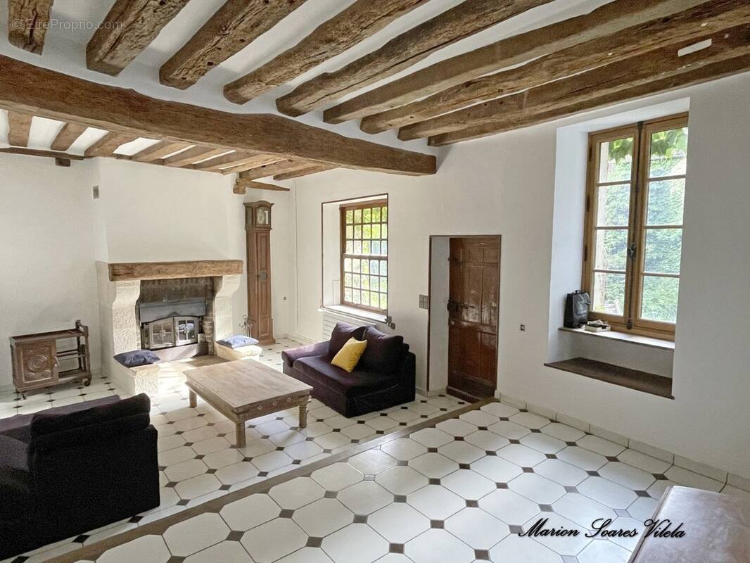 Maison à CHAUMES-EN-BRIE