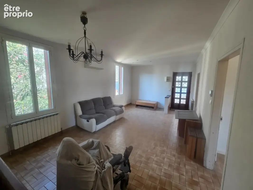 SAINT MARTIN DE VALGALGUES (30) idéal investisseur maison mitoyennes 91m² environ sur une parcelle de 175m² en centre ville - photo 4