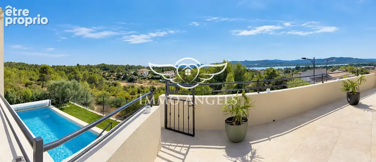Maison 5 pièces 136 m² à vendre à Aramon (30390) - photo 3
