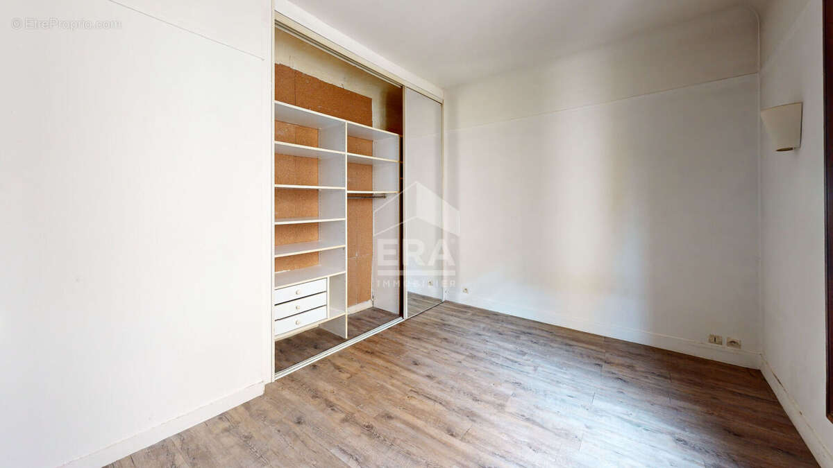 Appartement à PARIS-19E
