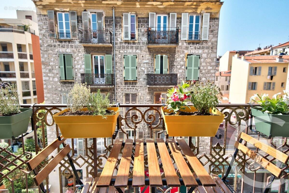 Appartement à NICE