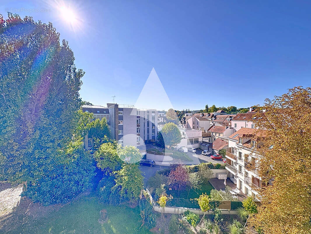 Appartement à RUEIL-MALMAISON