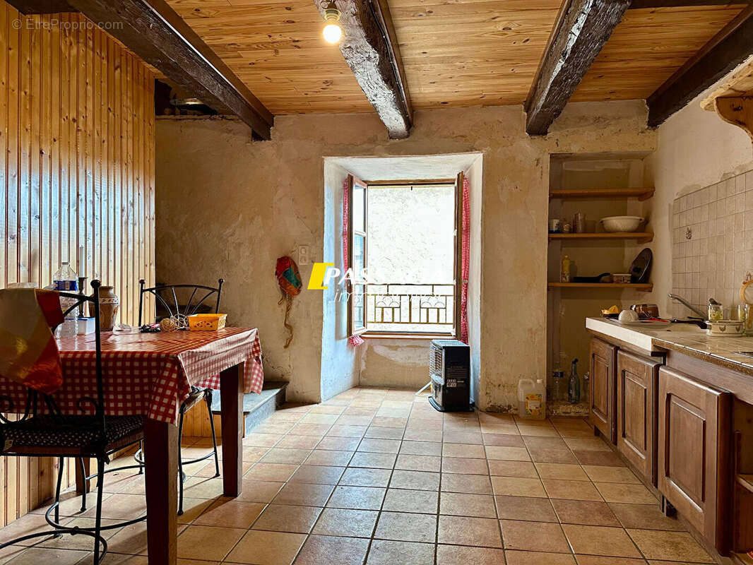 A VENDRE - Maison d'habitation de type 3 et jardin - RECOULES PREVINQUIERES - photo 4