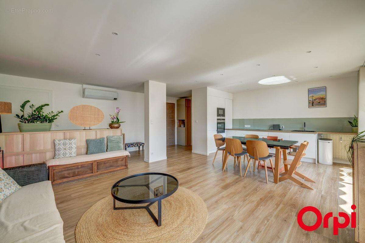 Appartement à CALUIRE-ET-CUIRE