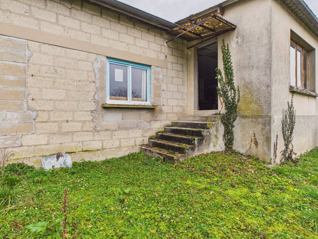 Maison à PONT-SUR-SEINE