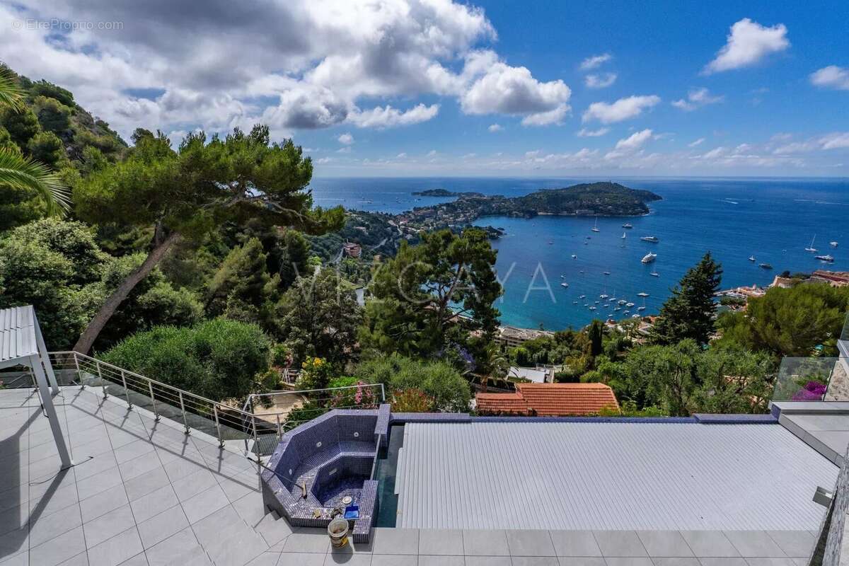 Maison à VILLEFRANCHE-SUR-MER