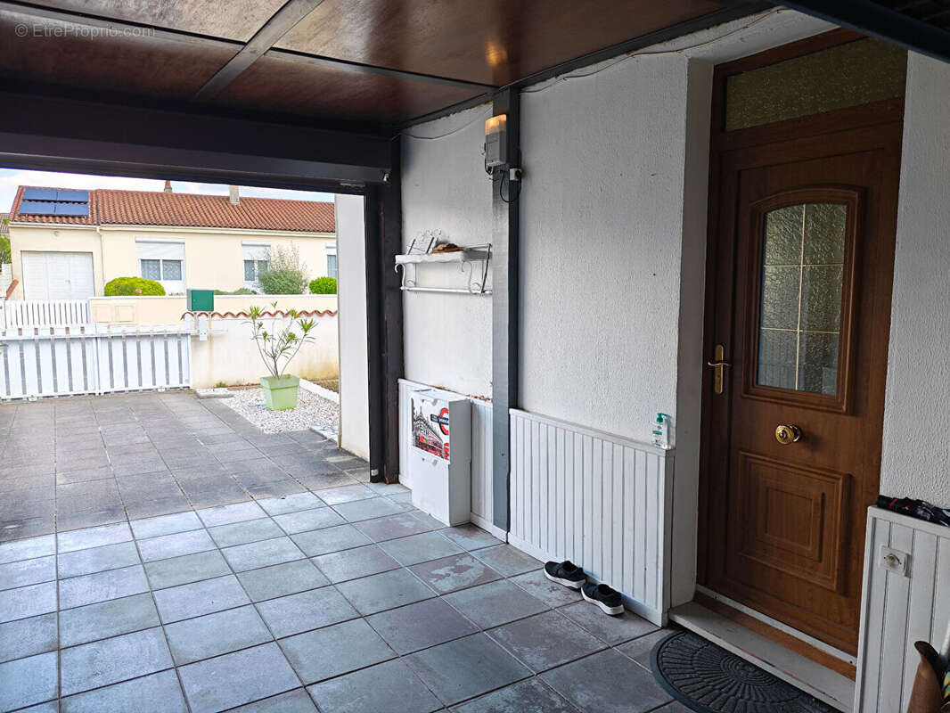 Maison à TONNAY-CHARENTE