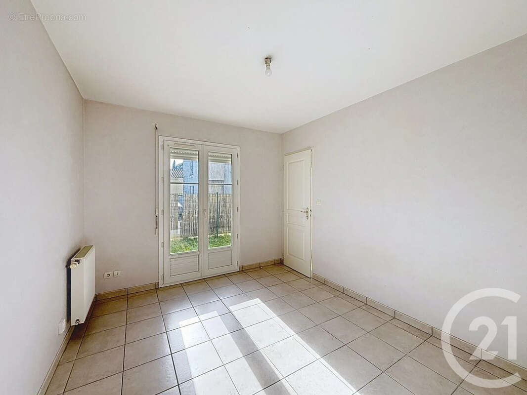 Maison à GOND-PONTOUVRE