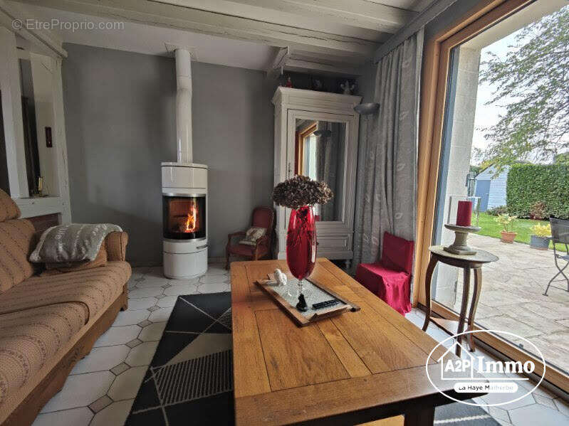 Maison à LE NEUBOURG