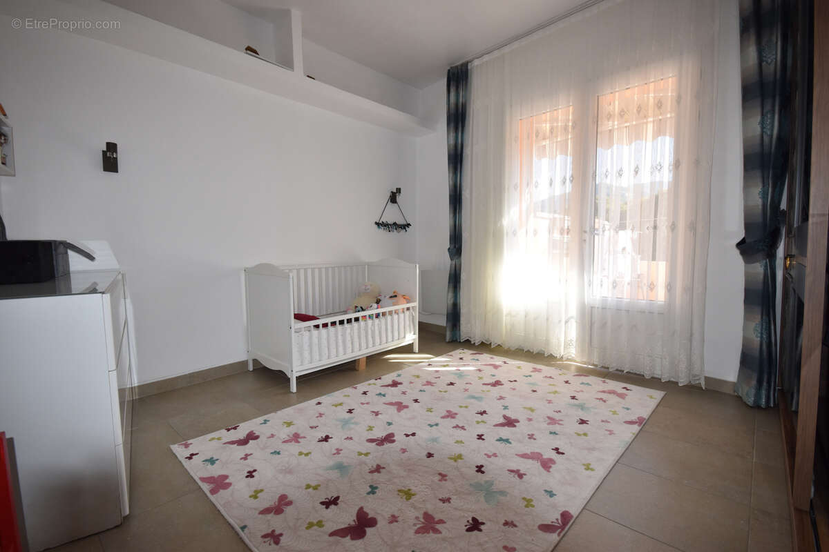 Maison à MARSEILLE-11E