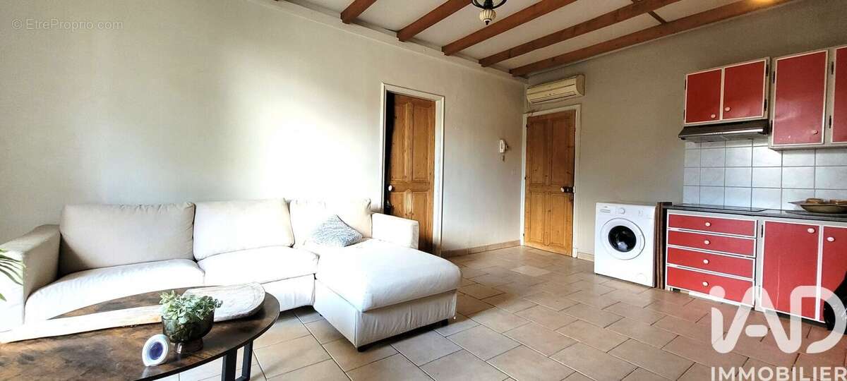 Photo 8 - Appartement à CHATEAURENARD