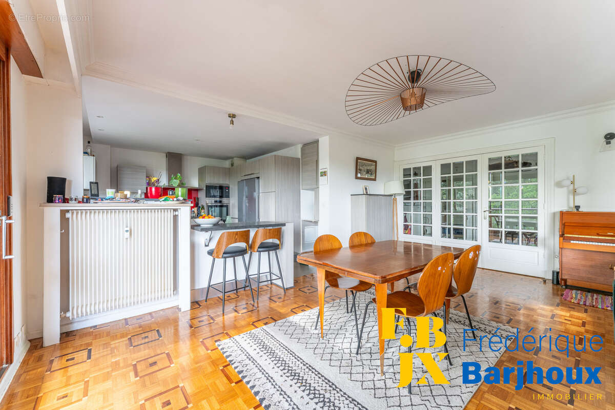 Appartement à TASSIN-LA-DEMI-LUNE