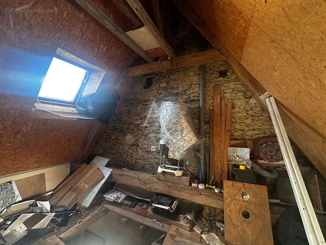 Maison en pierre à rénover. - photo 4