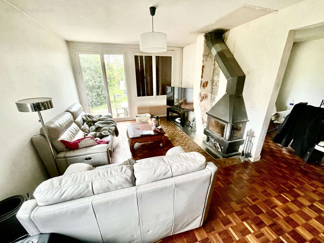 Maison à SAINT-MICHEL-SUR-ORGE