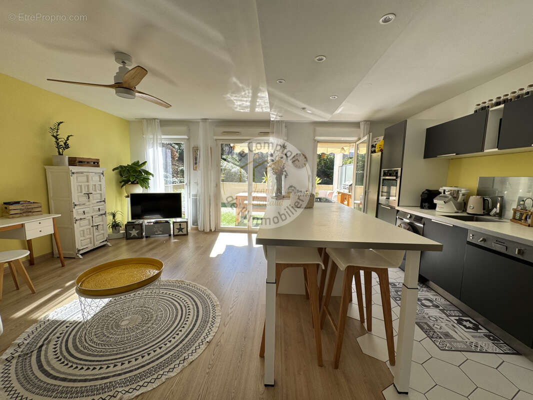 Appartement à MARSEILLE-10E