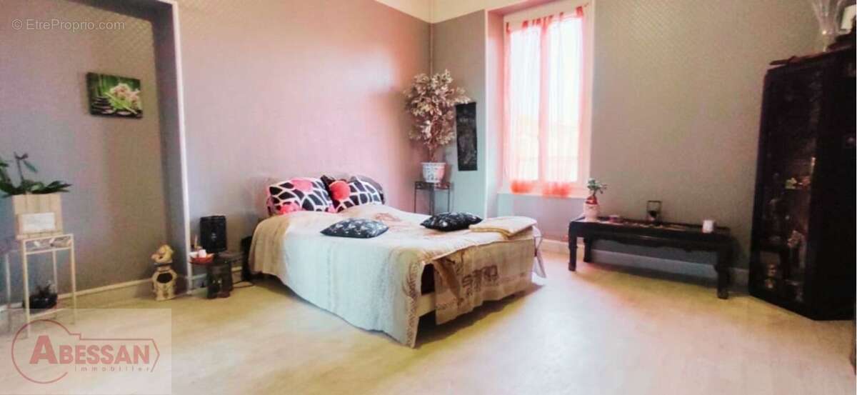 Maison 225 m² à Lezan  - photo 17