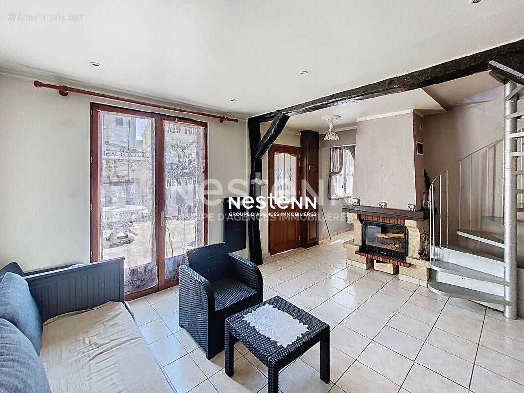 Maison à LE BLANC-MESNIL