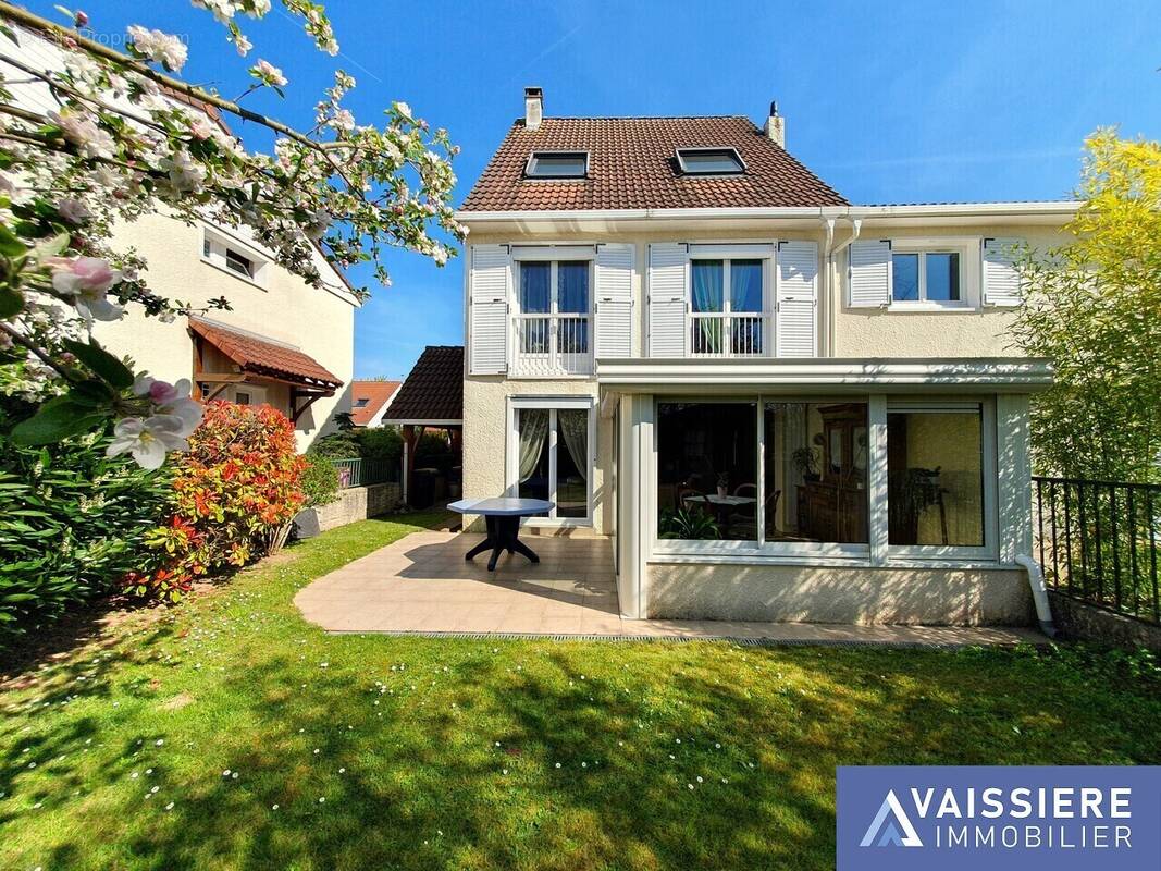 Maison à MONTIGNY-LE-BRETONNEUX