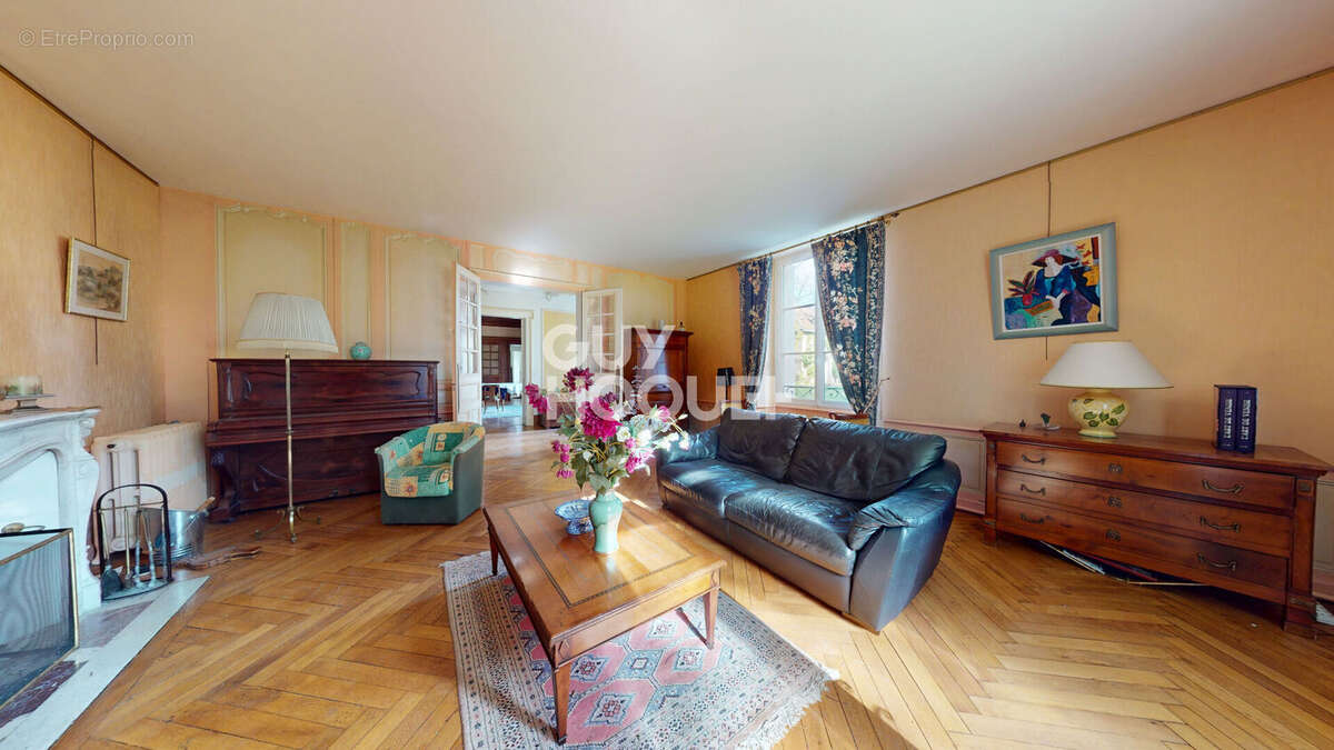 Maison à JOUE-LES-TOURS