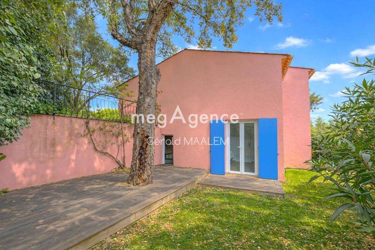 Maison à COGOLIN