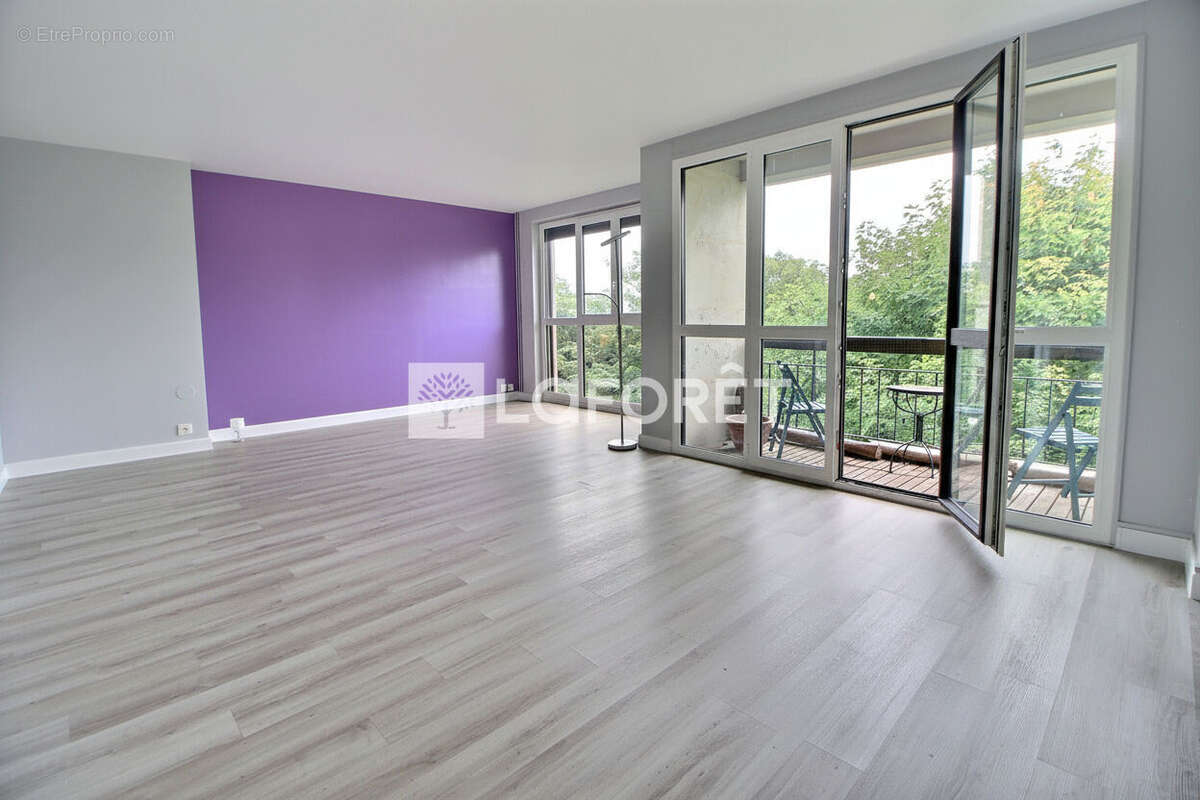 Appartement à SURESNES