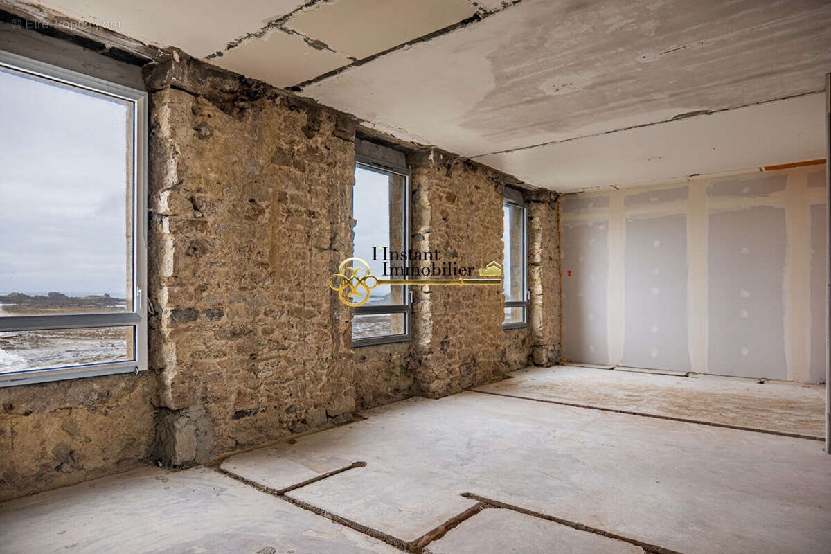 Appartement à SANTEC