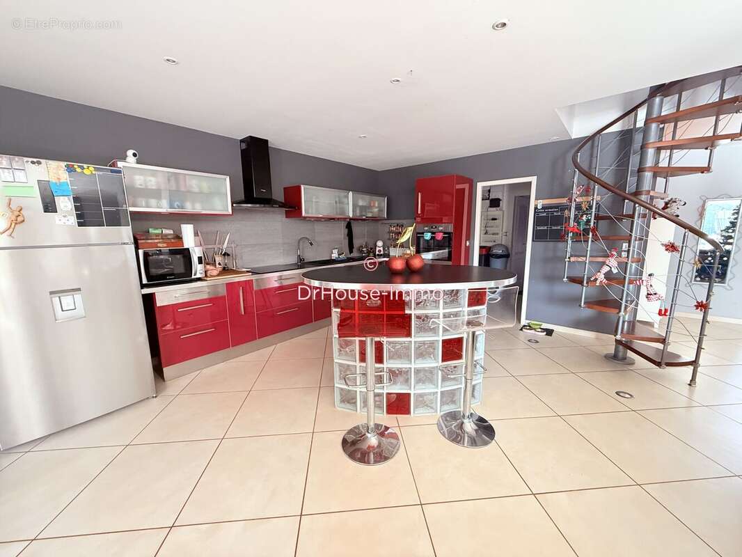 Maison 152 m² à Lamarque  - photo 14