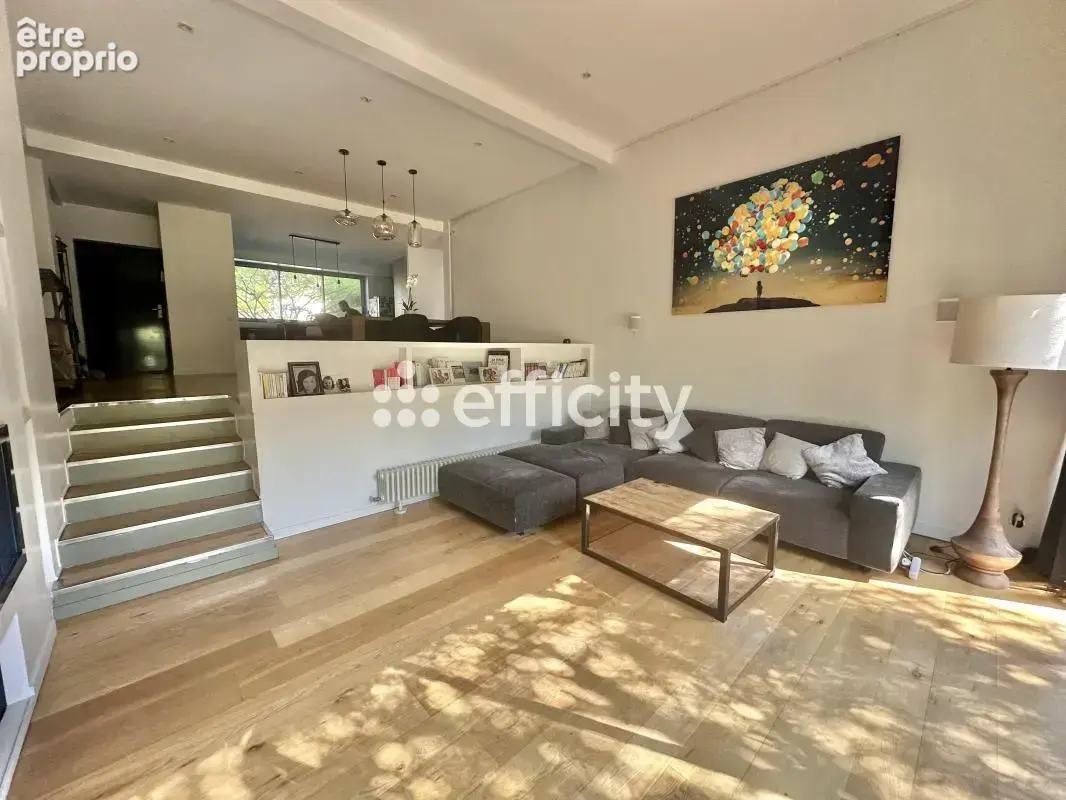 Maison 180 m² à Colombes  - photo 2