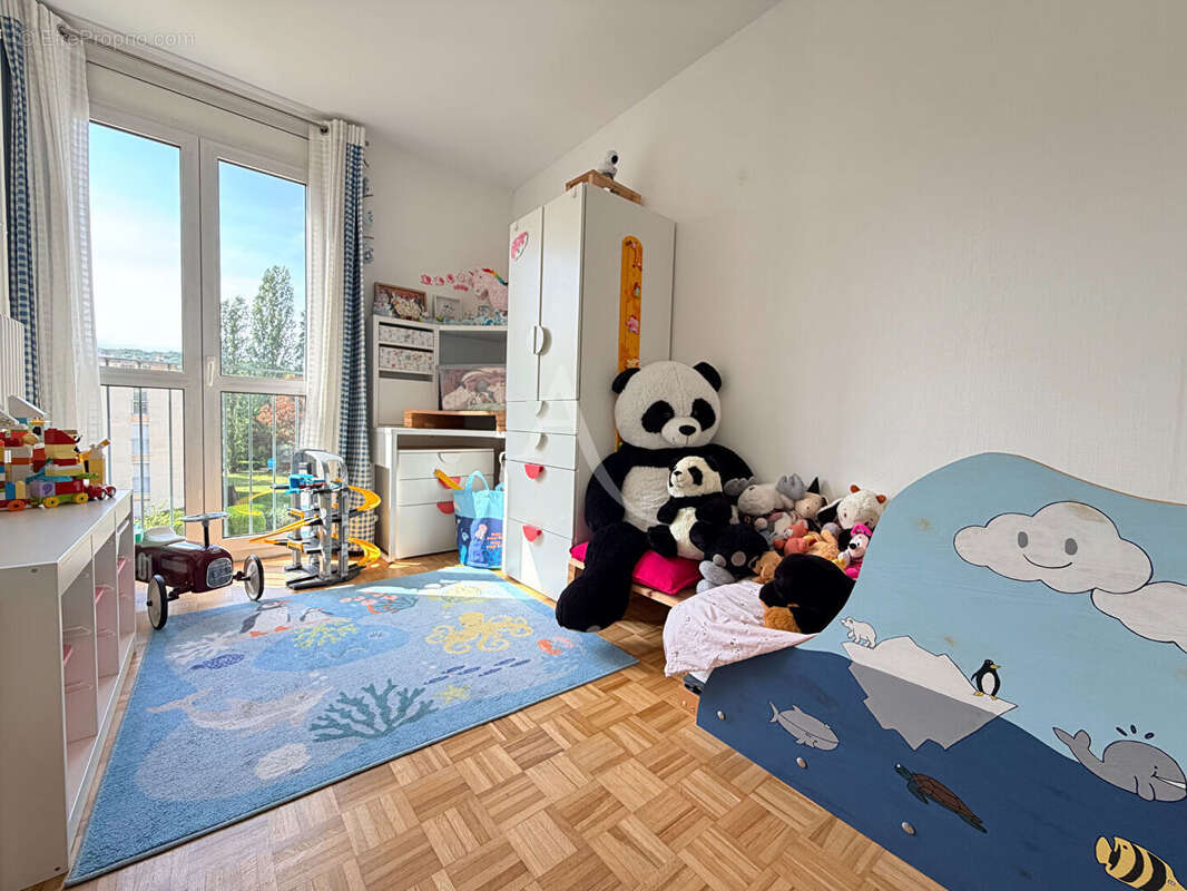 Appartement à GIF-SUR-YVETTE