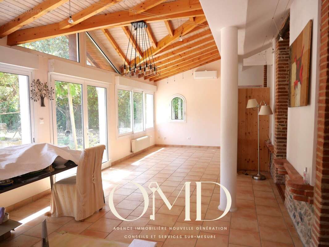 Maison à MONTESQUIEU-VOLVESTRE