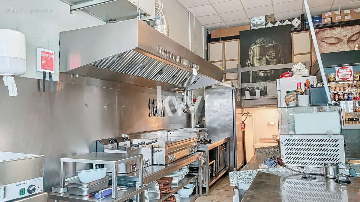 Commerce à LA GRANDE-MOTTE