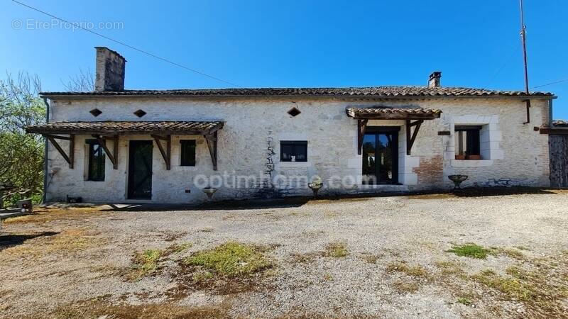 Maison à SAVIGNAC-SUR-LEYZE