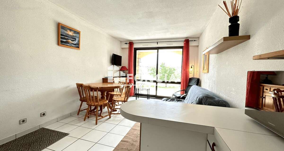 Appartement à CASTELNAUD-DE-GRATECAMBE