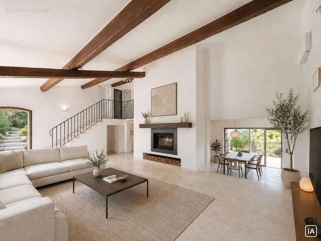 Maison à MOUGINS