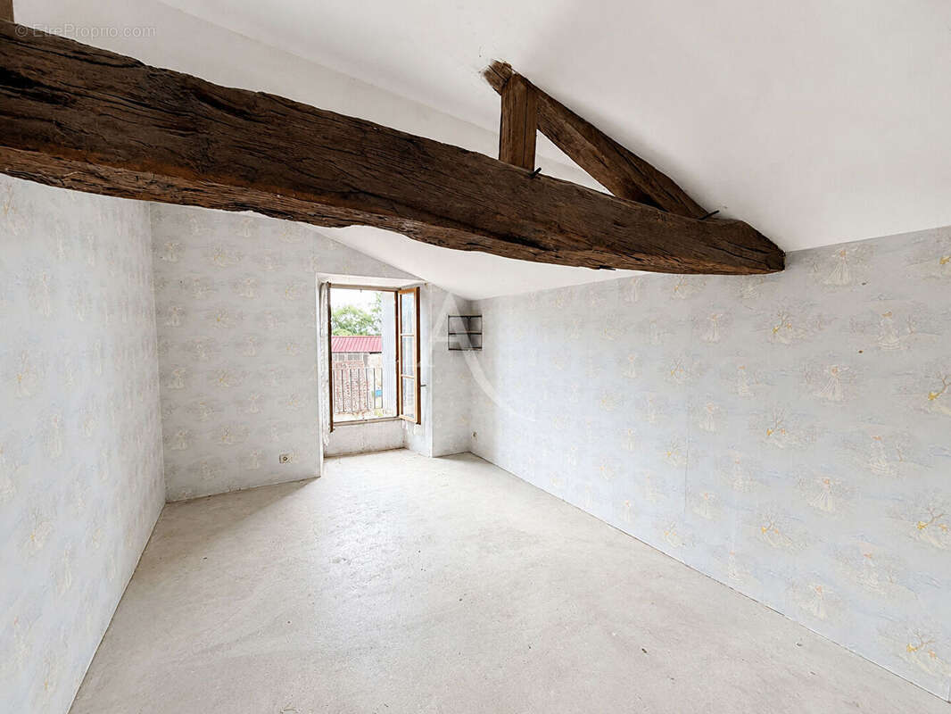 Maison à VIHIERS