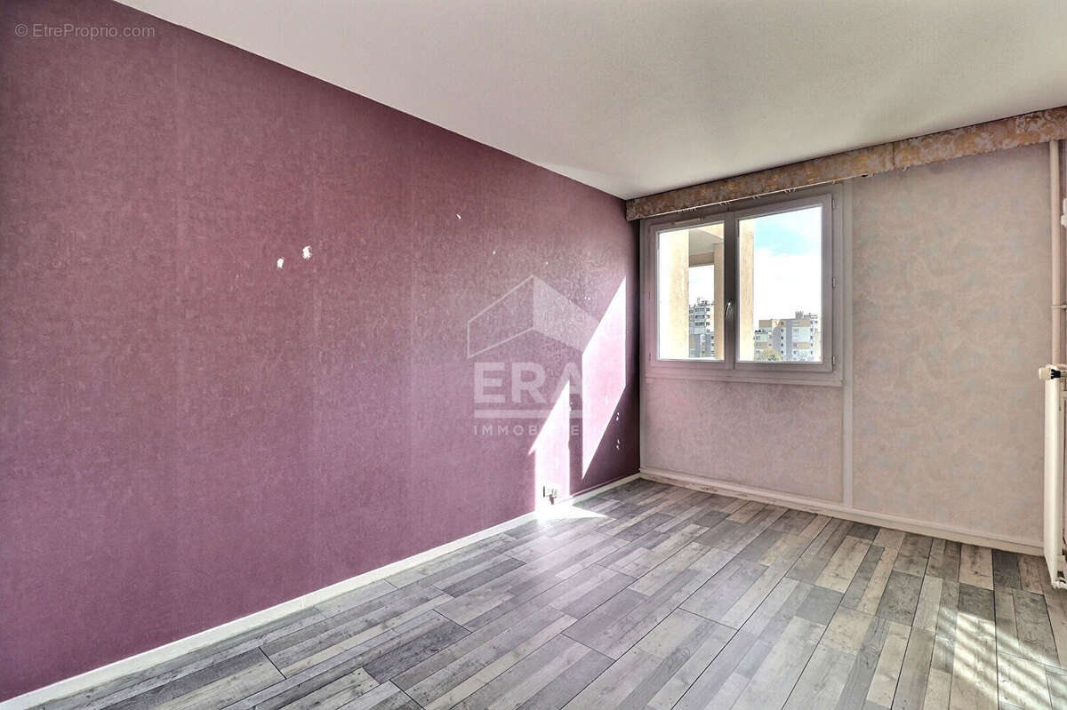 Appartement à EPINAY-SUR-SEINE