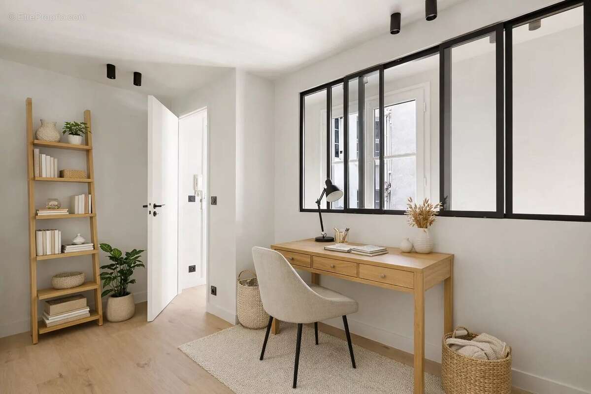 Paris 4e – Marais 3 pièces - photo 2