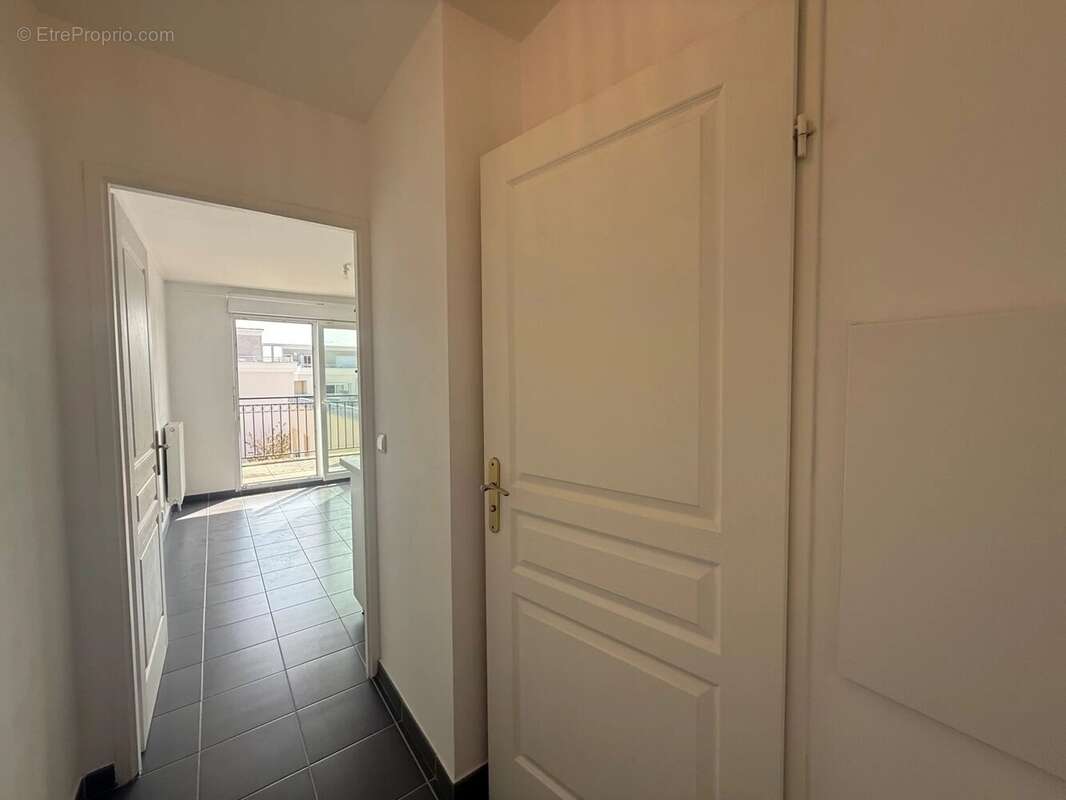 Chelles Centre – À moins de 10 min à pied de la gare RER E / Ligne P - photo 7