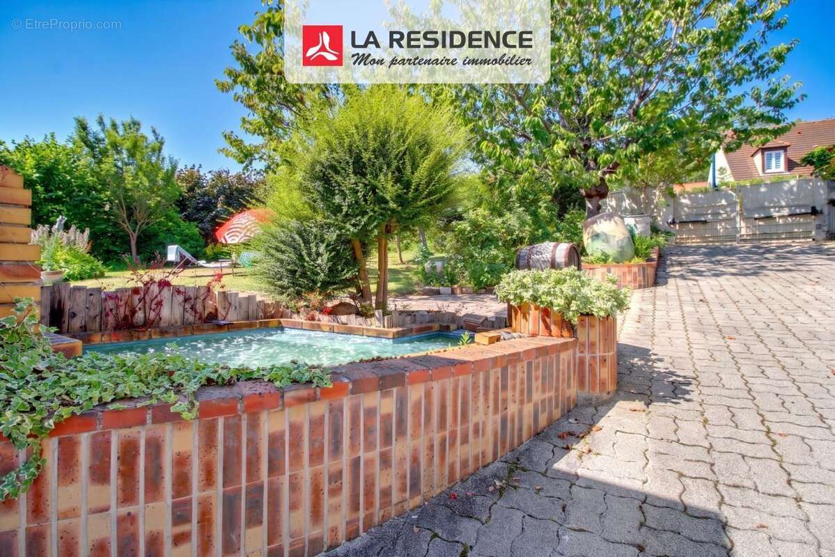 Maison 158 m² à Vaureal  - photo 2