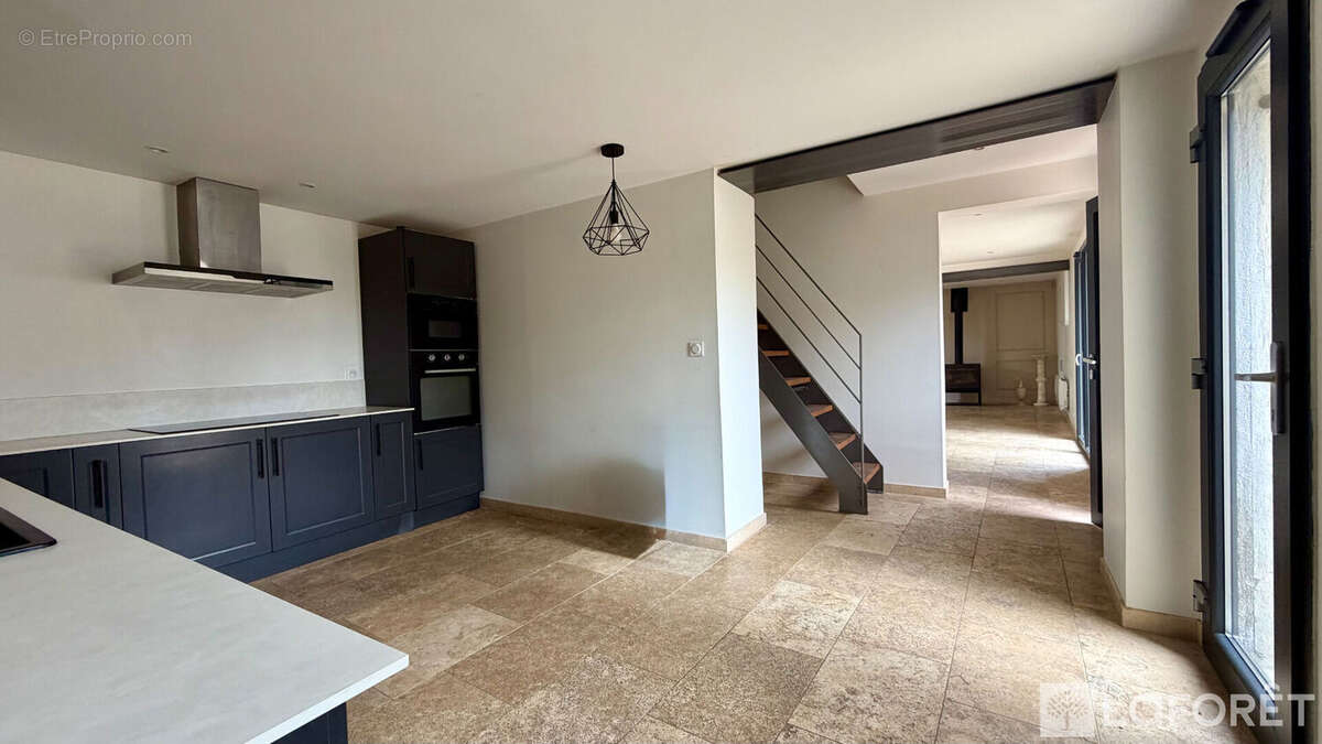 Maison à CHAMPAGNE-SUR-SEINE