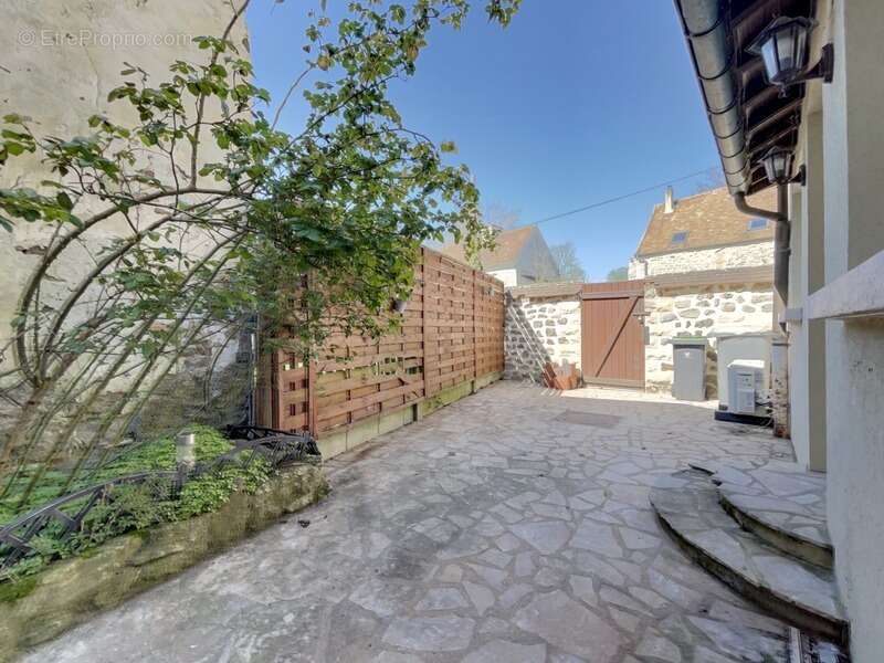 Maison à GRISY-LES-PLATRES