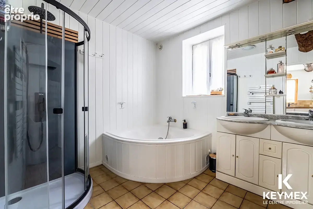Maison 4 chambres - 6 pièces - 118m² - photo 4