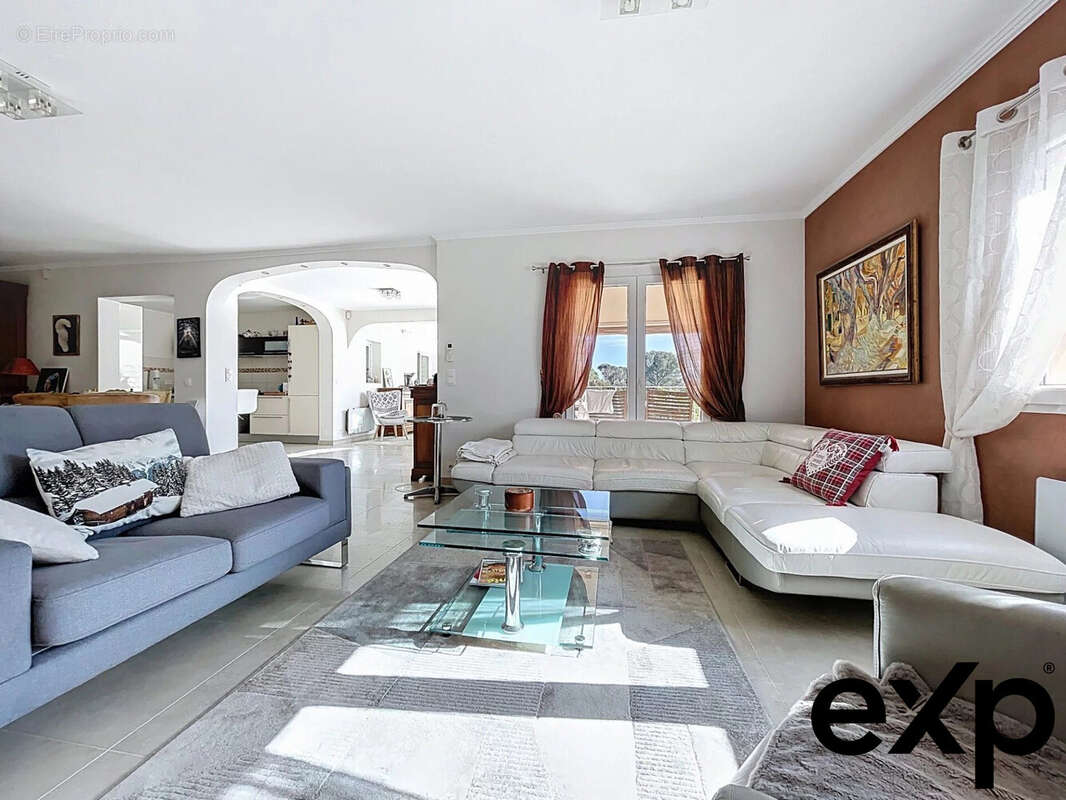 Maison à SAINT-RAPHAEL