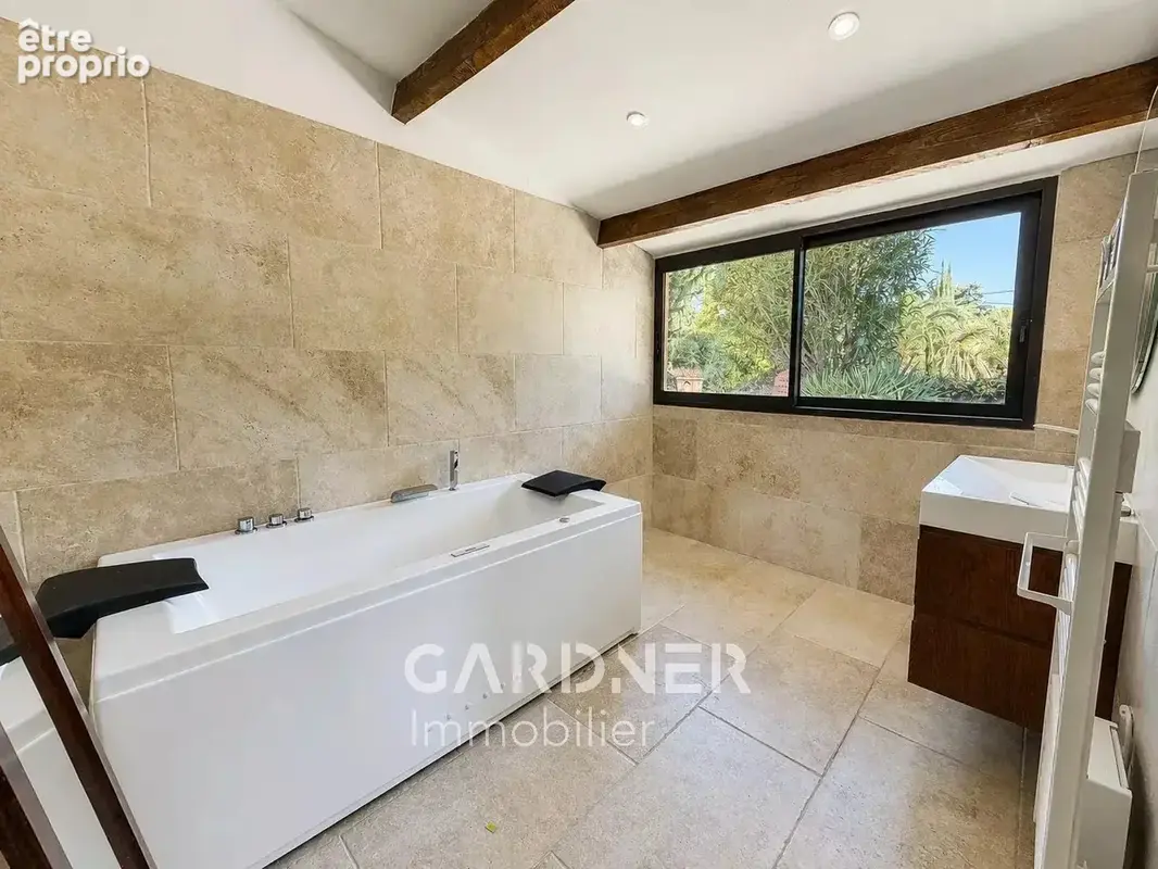 Maison type 5 de 210m2 environ - photo 13