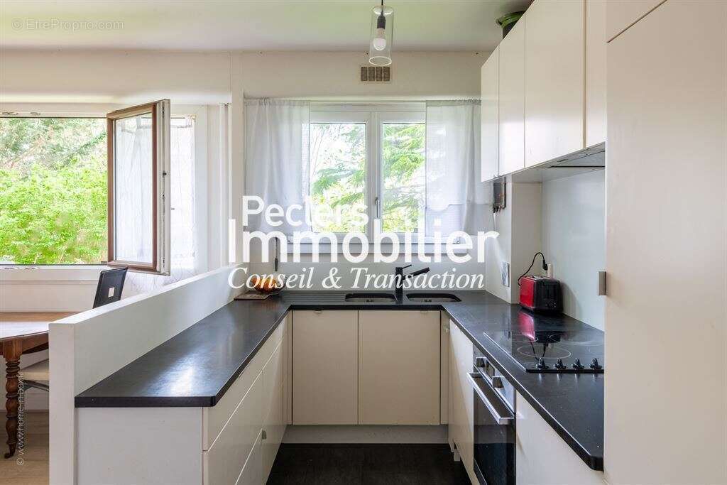 Appartement à RUEIL-MALMAISON