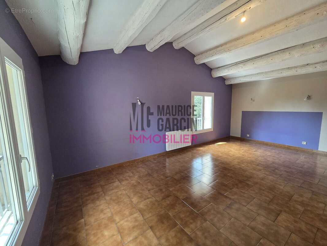 Maison 248 m² à Velleron  - photo 8
