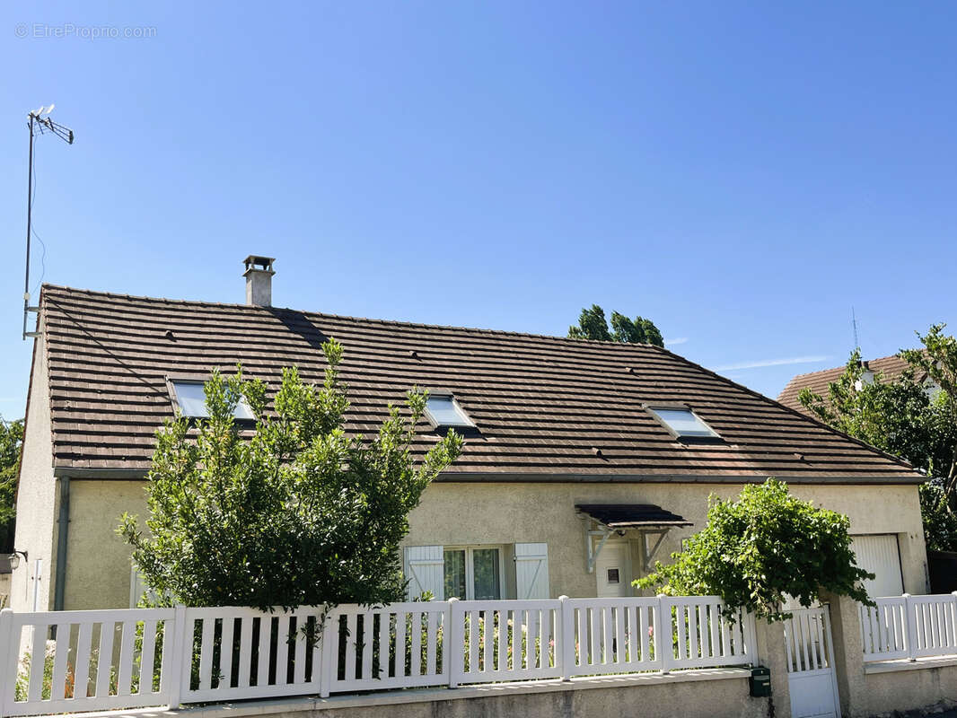Maison à PONT-SAINTE-MAXENCE